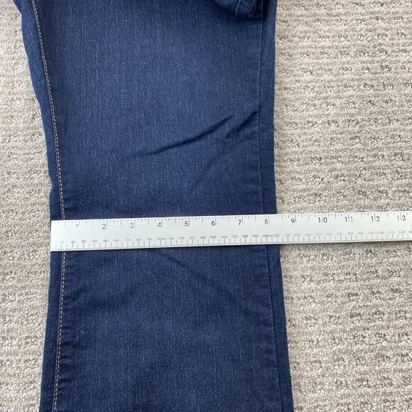 Signature by Levi Strauss & Co. Totally Shaping Plus Boot Cut Women Size 18M - Picture 11 of 12